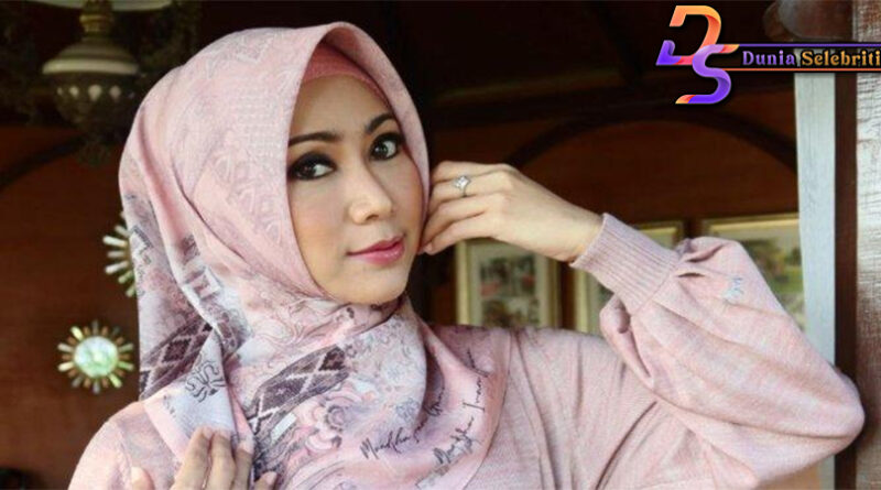 Pilih Hijrah ,Ira Swara Kenang Punya Goyangan Seksi